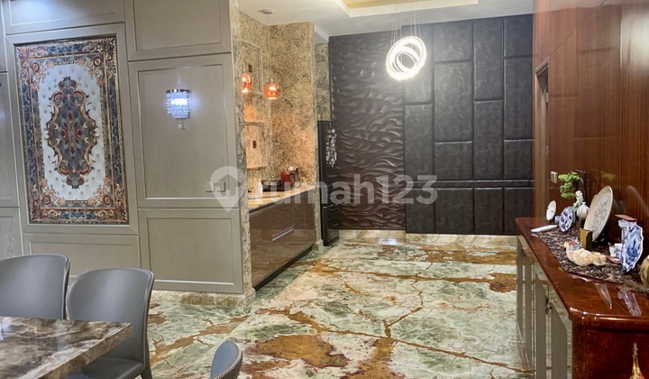 Affordable 3BR 150 M2 Paladian Park Apartment Kelapa Gading 2