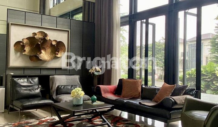 For Quick Sale! Luxurious Navapark Cluster Lancewood Home 12x28 m with Full Furnished Pool CR BSD City