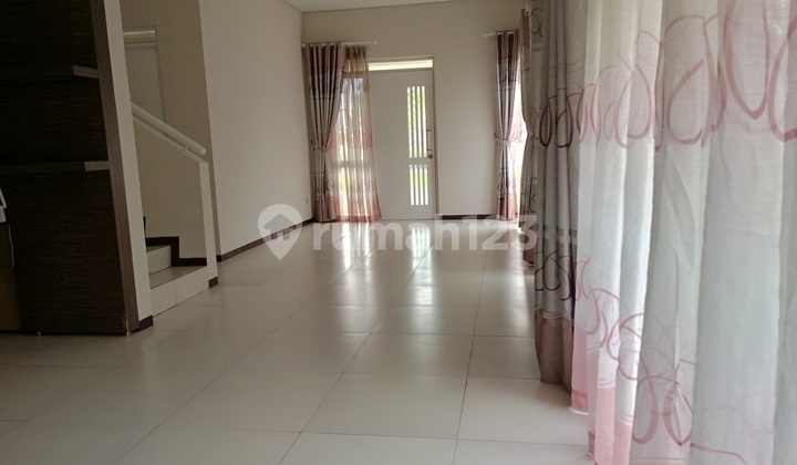 Rumah Hoek 2 Lantai 270 M2 Tatar Purbasari Kbp Bandung 2