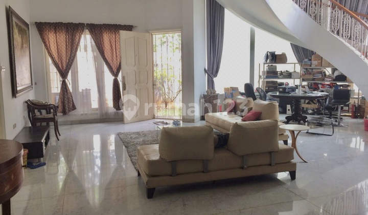 Rumah Hoek 2 Lantai 20X25 M Taman Kebon Jeruk Intercon Jakarta Bara