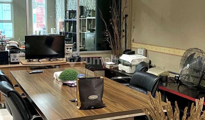 Strategic and Affordable Shophouse 5x13 M in Duta Indah Square Complex, Teluk Gong