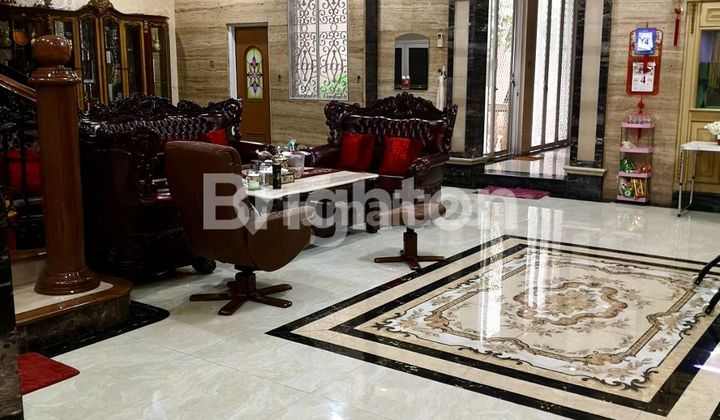 Dijual Murah! Rumah Mewah Layar Permai PIK 10x29 m Full Furnished 2