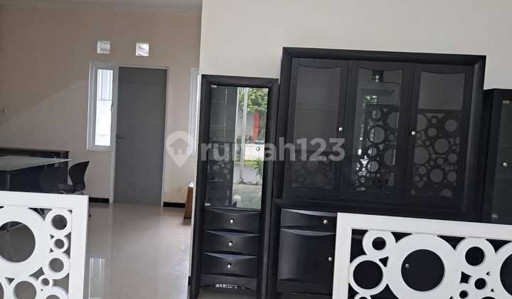 Ready-to-Occupy 2-Bedroom Furnished House, Steps Away from Unair C and Juanda Pcm Ready-to-Occupy 2-Bedroom Furnished House, Steps Away from Unair C and Juanda Pcm