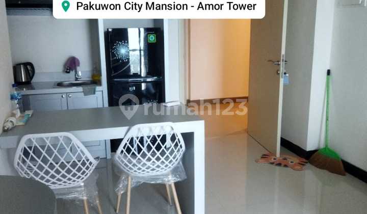 Sewa Apartemen Amor Pakuwon City Furnished Bagus 2Br Baru LT 27