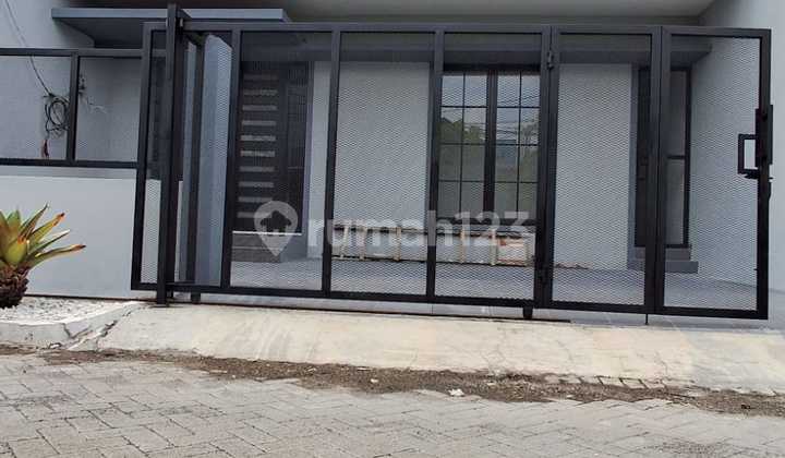 Jual Rumah Baru Bagus 2 Lt Klampis Surabaya Selangkah Ke Mal Merr