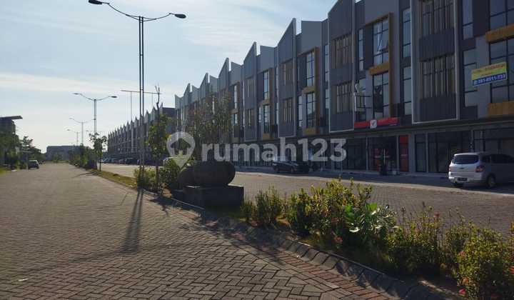 Rent a 3-story shop house ready for business, flood-free - Located in Hangtuah, densely populated area. 2
