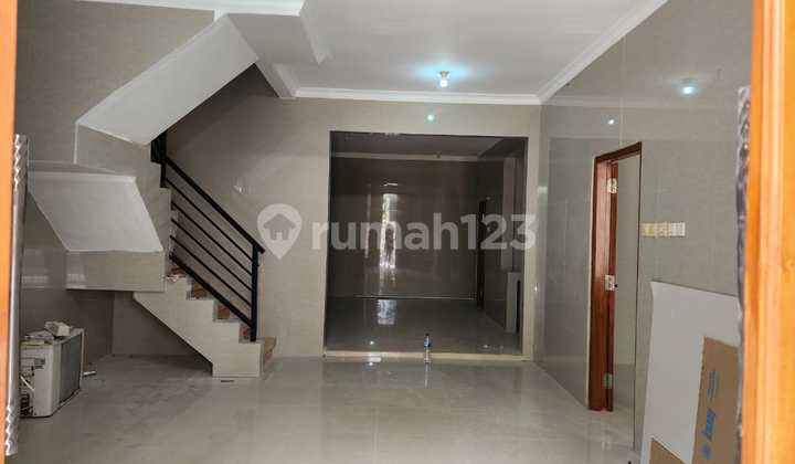 Dijual/disewakan Rumah Siap Huni Terawat 4kt 2km Wiyung Sby Barat 2