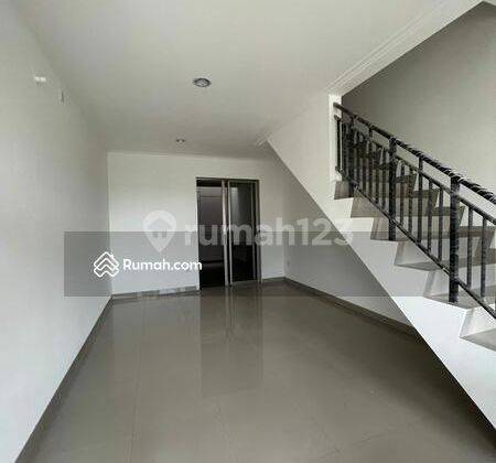 Jual Rumah Pik2 Scarlet 4x15 Semi Furnished Strategis Baru Rapi  2