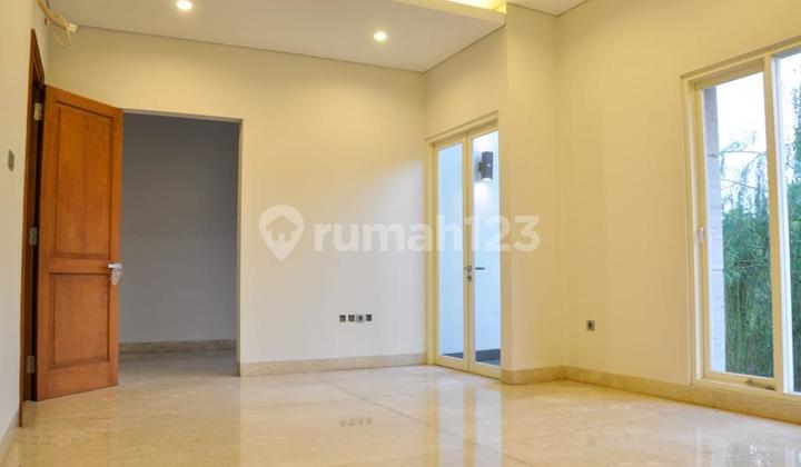 Rumah Mewah Gandaria - Luas, Elegan & Lokasi Sangat Strategis 2
