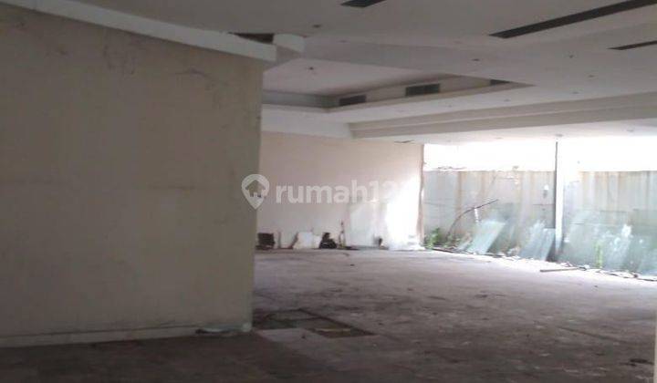 Disewakan Ruang Usaha Kebayoran Area Strategis 2