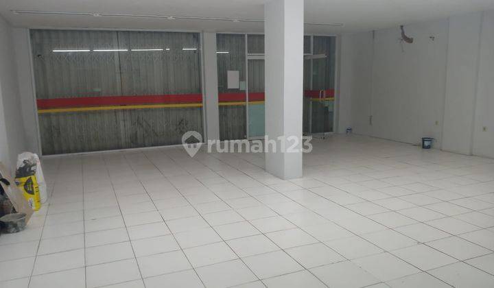 Disewakan Ruko Gandeng 3 Lantai Ex Alfamart 2