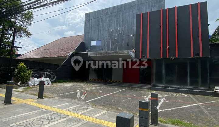 For Rent: Kebayoran Baru Shophouse, Suitable for All Types of Business For Rent: Kebayoran Baru Shophouse, Suitable for All Types of Business