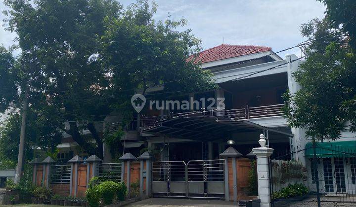 Dijual Rumah Area Pondok Indah Classic Design Dekat Dengan Pim 1