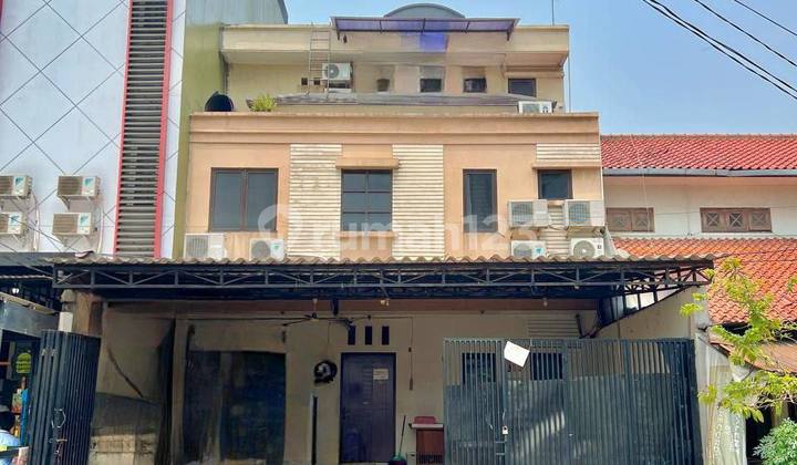 Kost Aktif 20 Kamar di Benhil selangkah dengan Jalan Jendral Sudirman Kost Aktif 20 Kamar di Benhil selangkah dengan Jalan Jendral Sudirman