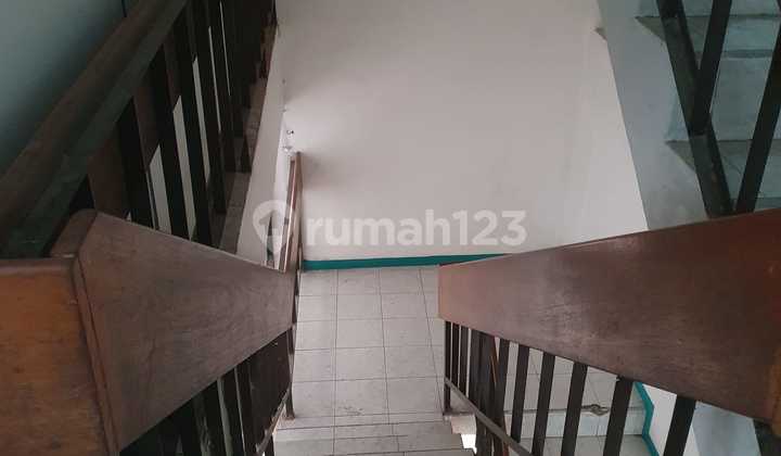 DISEWAKAN RUKO GANDENG 3,5 LANTAI DAERAH JEMBATAN 5 JAKBAR DISEWAKAN RUKO GANDENG 3,5 LANTAI DAERAH JEMBATAN 5 JAKBAR