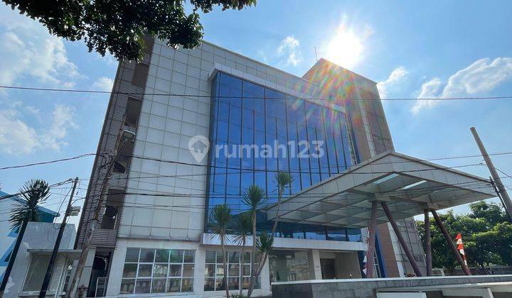 Dijual Gedung Baru lokasi komersial Kebayoran lama, Jakarta Selatan 1