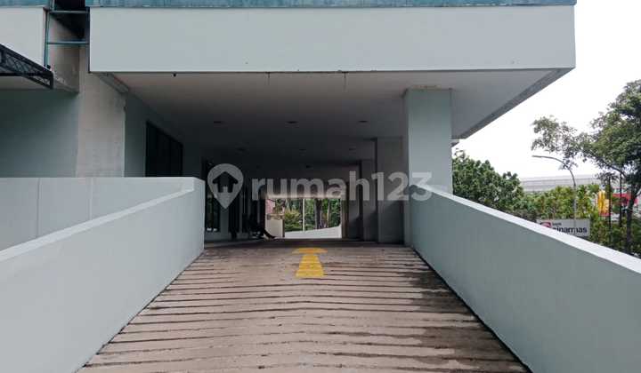 Kios 140 M² at Riverside Muara Karang - Busy Location, Available for Rent or Purchase!