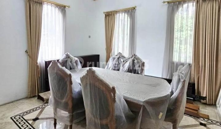 Luxury House Metro Pondok Indah - Land Area 1,397 M², Swimming Pool, Parking for 11 Cars, Prestigious Location 2