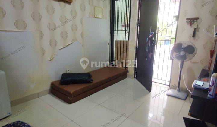 Dijual Rumah Cantik Furnished 2 Lantai di Greenlake City, Barat Jakarta  2