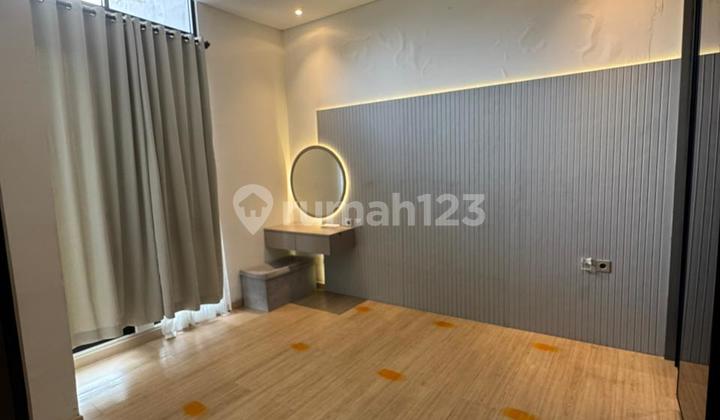 For Rent House in a Very Strategic Location For Rent House in a Very Strategic Location