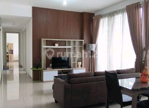 Condovilla di Lingkungan Tenang