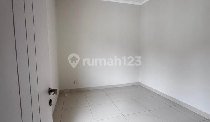 Disewakan Rumah Cantik di Pusat Bsd 2