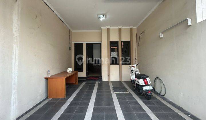 Dijual Rumah 3 Lantai di Tomang Mandala Jakarta Barat 2