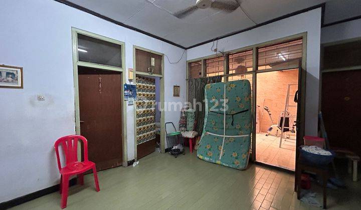 Dijual Cepat Rumah Hitung Tanah di Kebayoran Lama 1