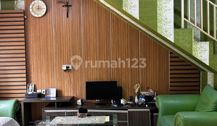For Sale Ready-to-Occupy House in Semanan, West Jakarta 2