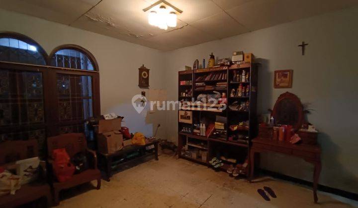 Rumah Tua Hitung Tanah di Bojong Indah Rawa Buaya SHM Imb 2