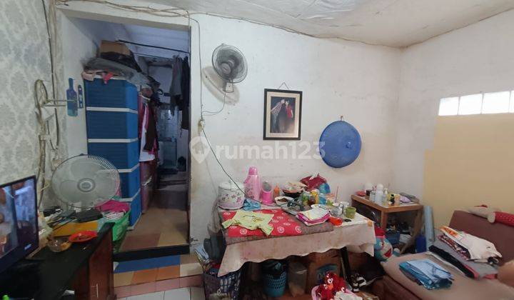 Dijual Rumah 2 Lantai Hitung Tanah SHM Jelambar Cocok Untuk Kost 2