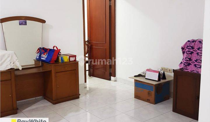 Rumah Siap Huni 2 Lantai Tomang, Jakarta Barat 2