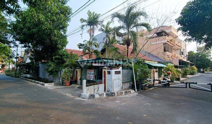 Rumah Tua Hook Jelambar SHM Jakarta Barat 1