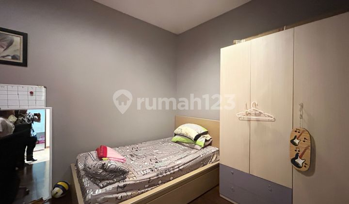 For Quick Sale: 2-Story House in Tomang Mandala, West Jakarta 2