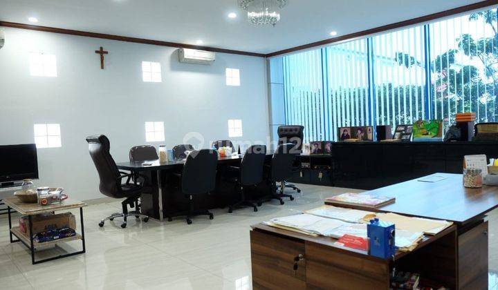 Disewakan Office Building di Kramat, Jakarta Pusat 2