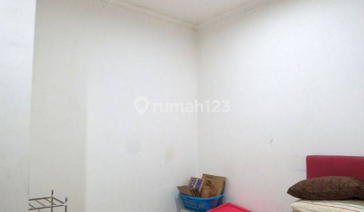 Rumah 3 Lantai Siap Huni di Tomang Mandala SHM 2