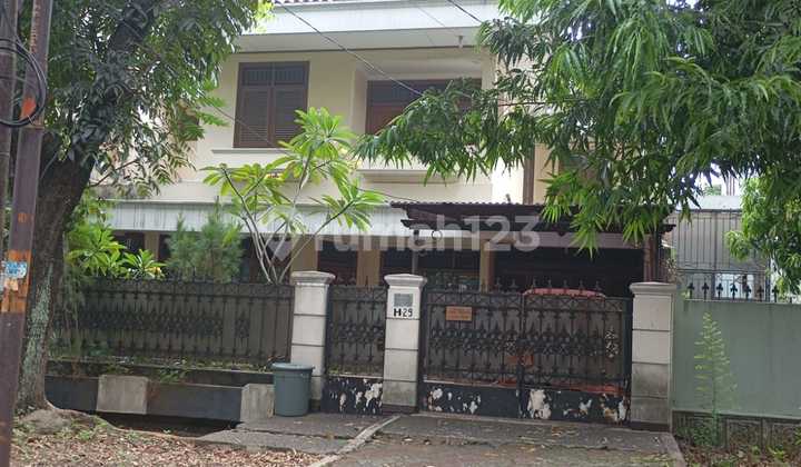 Dijual Rumah Mewah Siap Huni di Jagakarta Jakarta Selatan