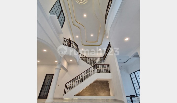 Dijual Rumah Mewah Baru Siap Huni di Tomang Jakarta Barat 1