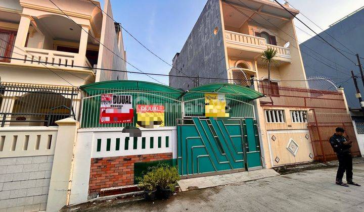 Dijual Rumah Siap Huni 1 Lantai di Taman Ratu Jakarta Barat 1