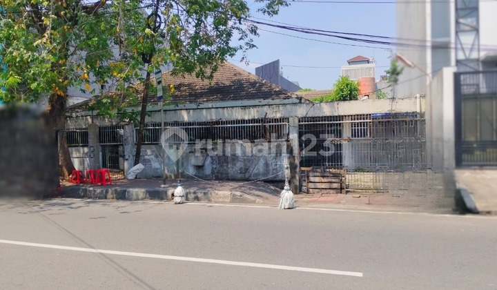 Dijual Rumah Hitung Tanah di Tanjung Duren dekat Citra Land 1