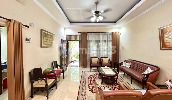 Dijual Rumah Siap Huni di Tomang, Jakarta Barat Dijual Rumah Siap Huni di Tomang, Jakarta Barat