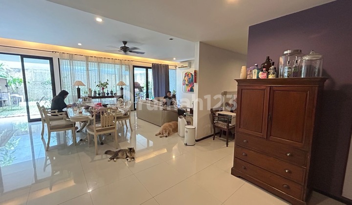 Dijual Rumah Siap Huni Komplek Nouvelle TownHome Bintaro, Jaksel