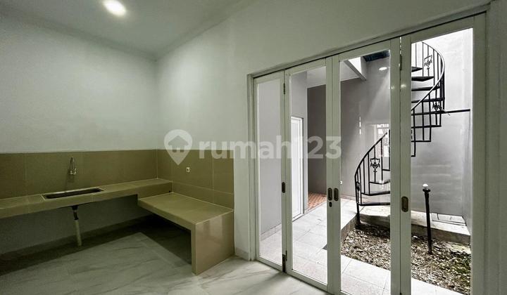 Dijual Rumah Bagus Siap Huni di Taman Ratu Jakarta Barat 2
