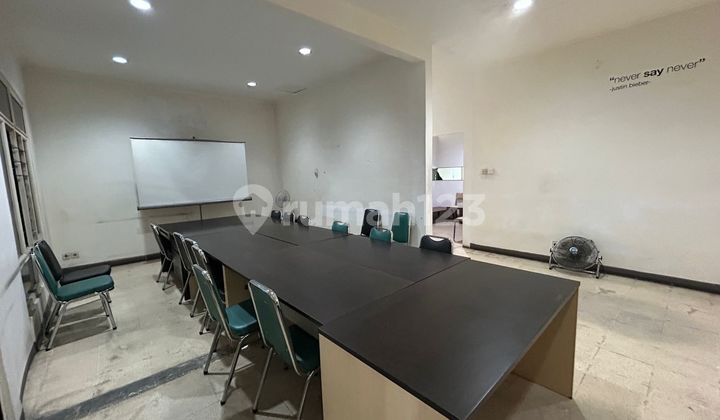 Disewakan Rumah Siap Pakai Cocok untuk Kantor di Tomang Jakarta Barat Disewakan Rumah Siap Pakai Cocok untuk Kantor di Tomang Jakarta Barat