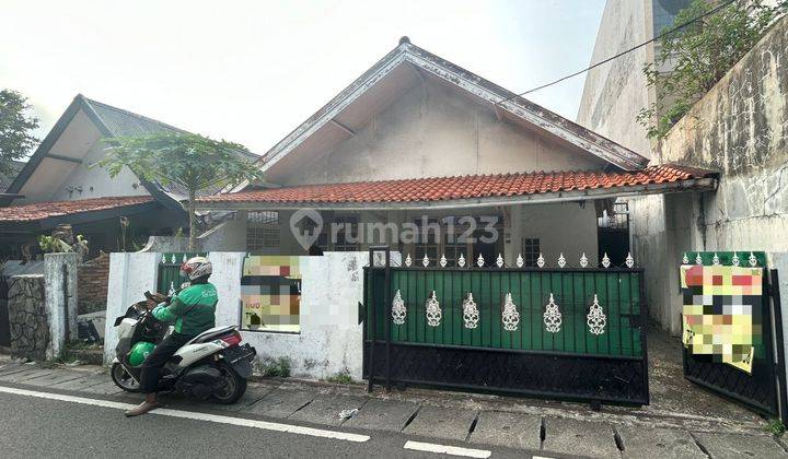 Dijual Rumah Hitung Tanah di Pejompongan Jakarta Pusat 1