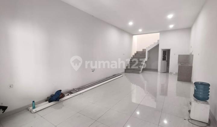 Dijual Rumah Baru Siap Huni di Tomang Jakarta Barat 2