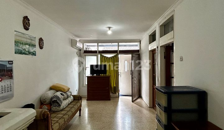 Dijual Rumah Siap Huni di Tomang, Jakarta Barat Dijual Rumah Siap Huni di Tomang, Jakarta Barat