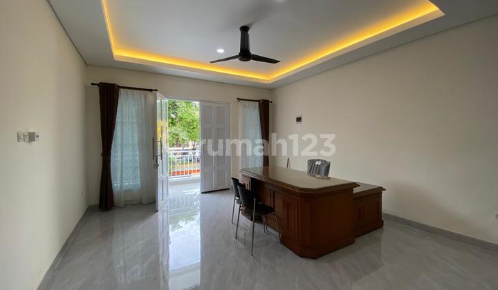 Dijual Cepat Rumah Baru Mewah di Cideng, Jakarta Pusat 2