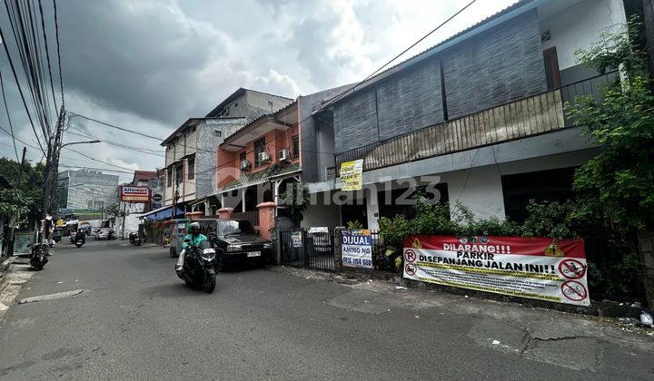 For Sale Old House Suitable for Boarding in Tawakal Tomang 1