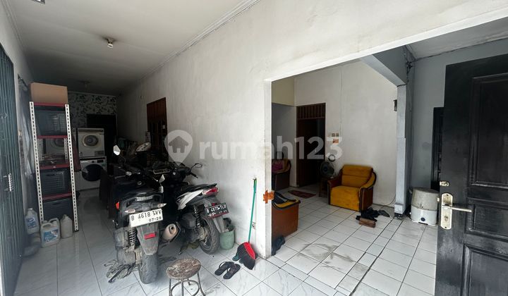 Dijual Rumah Cocok untuk Usaha di Duren Sawit Jakarta Timur 2